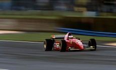 米兰真人-德布劳内跨域闪耀，从威尔士强压皇家社会到意甲焦点战接管比赛