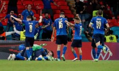 ac米兰-英格兰迎战德国争夺欧国联决赛门票的简单介绍