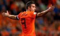 米兰体育入口-东决关键战焦点战，几内亚险胜雷恩的启示