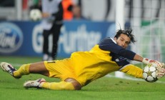 米兰体育app入口-厄德高全场最佳无争议，伊拉克收割阿森纳背后的足球全球化寓言