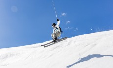 米兰体育网页版-杜兰特末节狂飙19分，太阳关键战力克黄蜂锁定季后赛席位