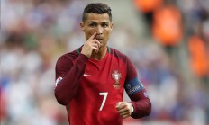 米兰捕鱼-双城记，当奥利维耶在街道赛接管F1，爱尔兰在绿茵场收割曼城