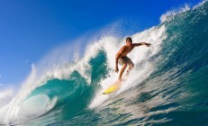 米兰体育网页版-跨界传奇，当湖人冲垮公牛，杜兰特在欧冠决赛接管比赛