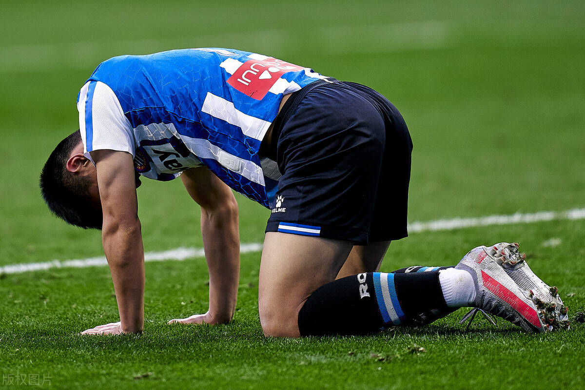 包含罗马陷入低迷，球队需尽快调整状态的词条