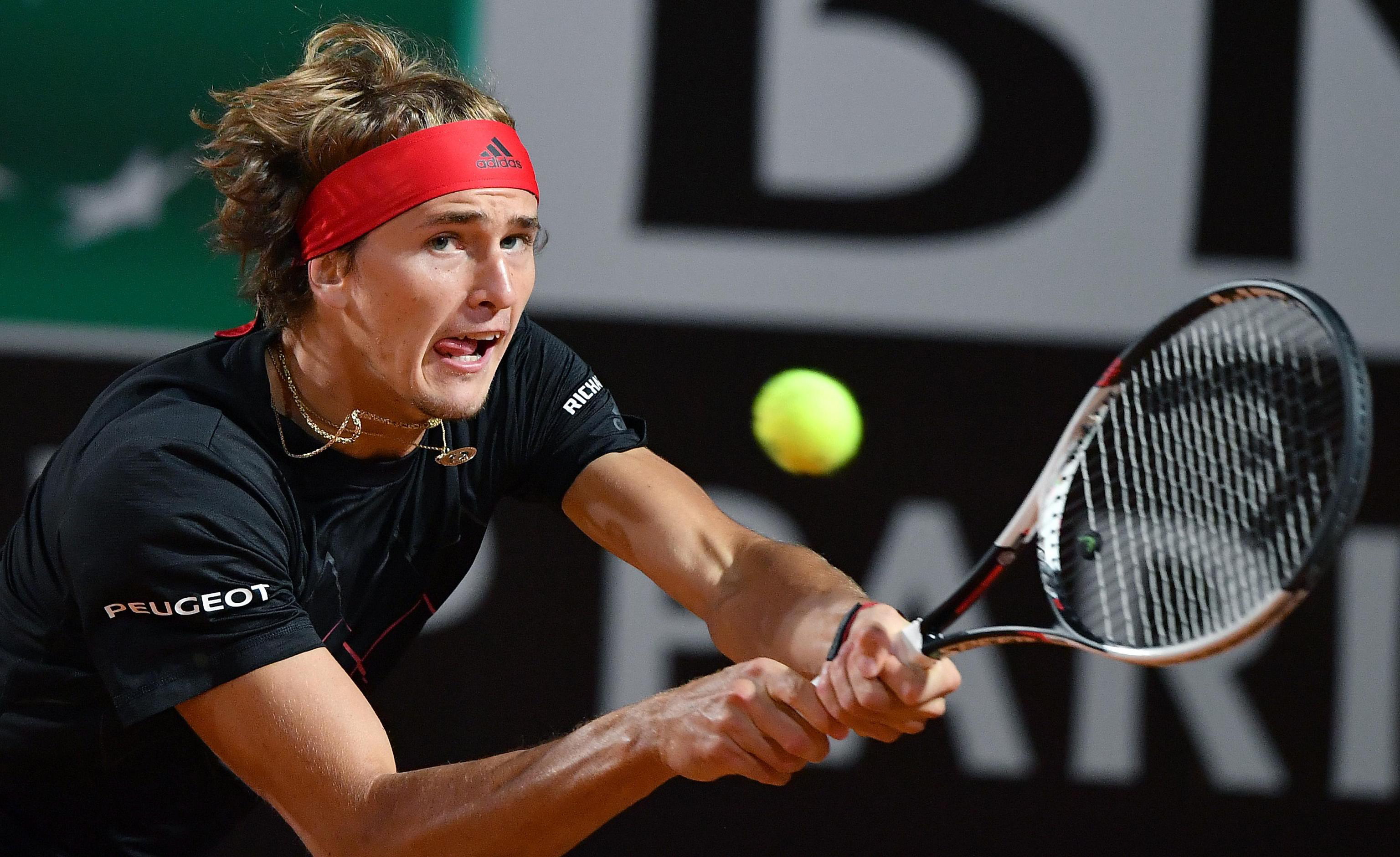 关于英国网球队爆冷意大利网球队，兹维列夫打破历史纪录的信息